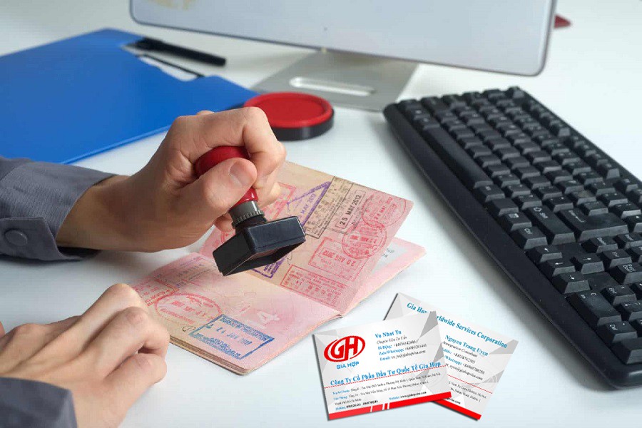 Đóng dấu gia hạn visa